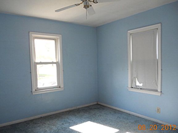 4th image of 66 West St