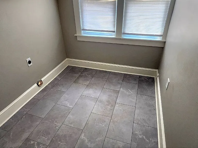 402 W Academy St — Photo 10