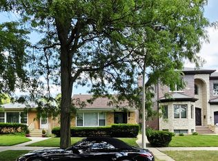 6311 N Kedvale Ave, Chicago, IL 60646