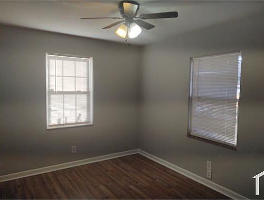 4th image of 6733 Kenwood Dr