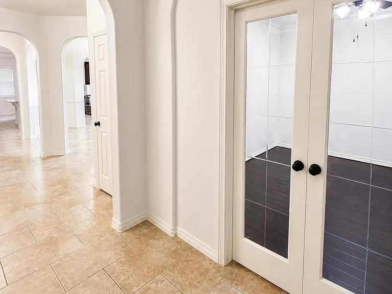 6151 Harmony Park Ln — Photo 6