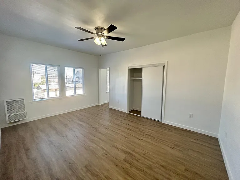 2256 Cambridge St #14 — Photo 12
