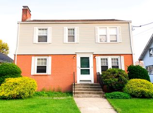 14 Concord Ave, Cranston, RI 02910