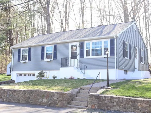 25 Lorraine Ave, North Smithfield, RI 02896