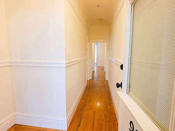 5th image of 977 Pacific Ave #981