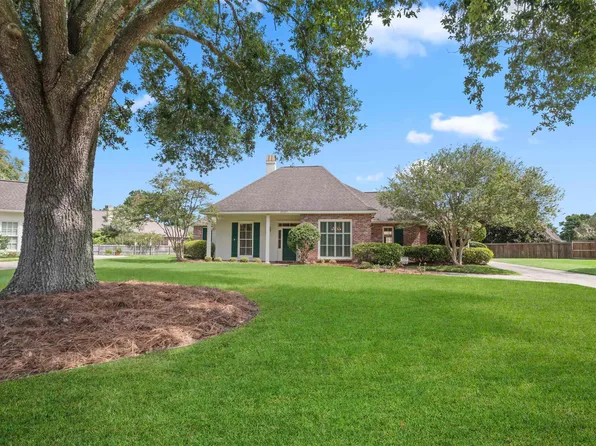 13317 N Plantation Ridge Ct, Baton Rouge, LA 70810