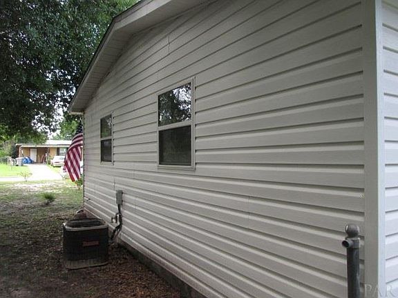 5th image of 811 Lucerne Ave
