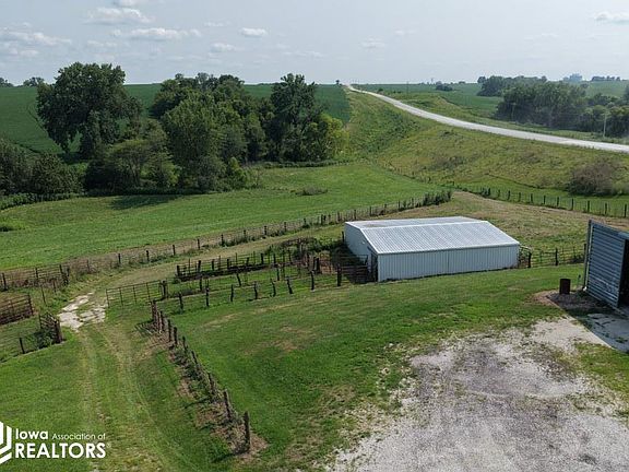 3rd image of 2416 County Highway P27