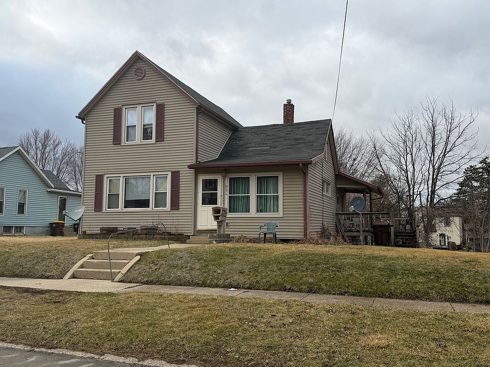 1st image of 934 E Garden St