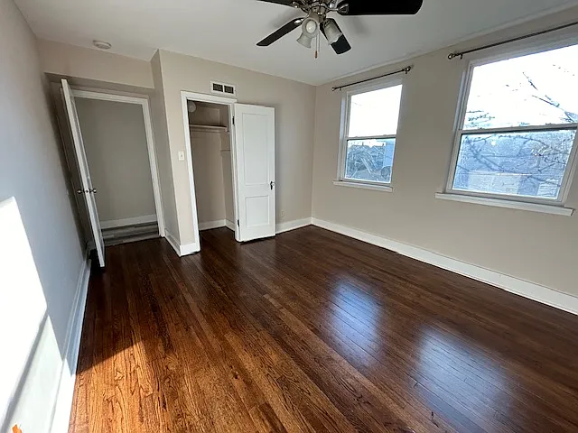 415 16th St NE #B — Photo 5