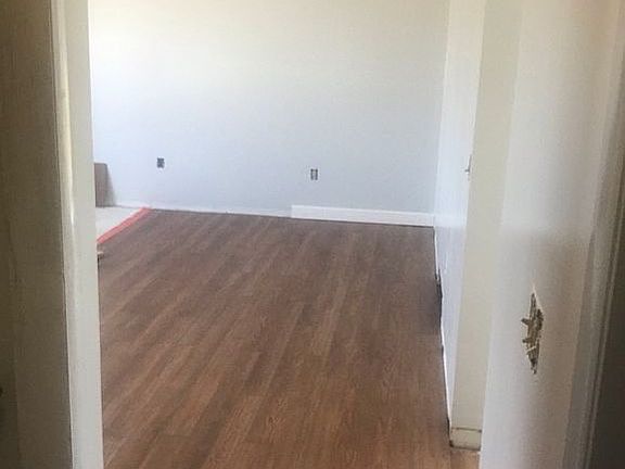 5th image of 300 Pontius St NW