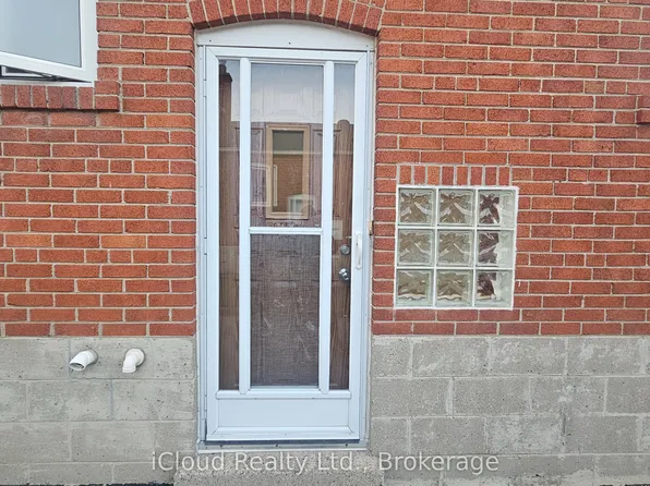 32 Frey Cres, Toronto, ON