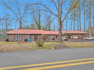 5900 Jacobs Rd, Acworth, GA 30102