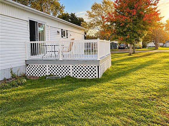 3rd image of 8 Tait Cres