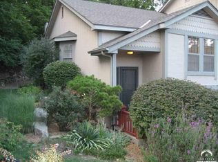 1420 Applegate Ct APT C, Lawrence, KS 66049