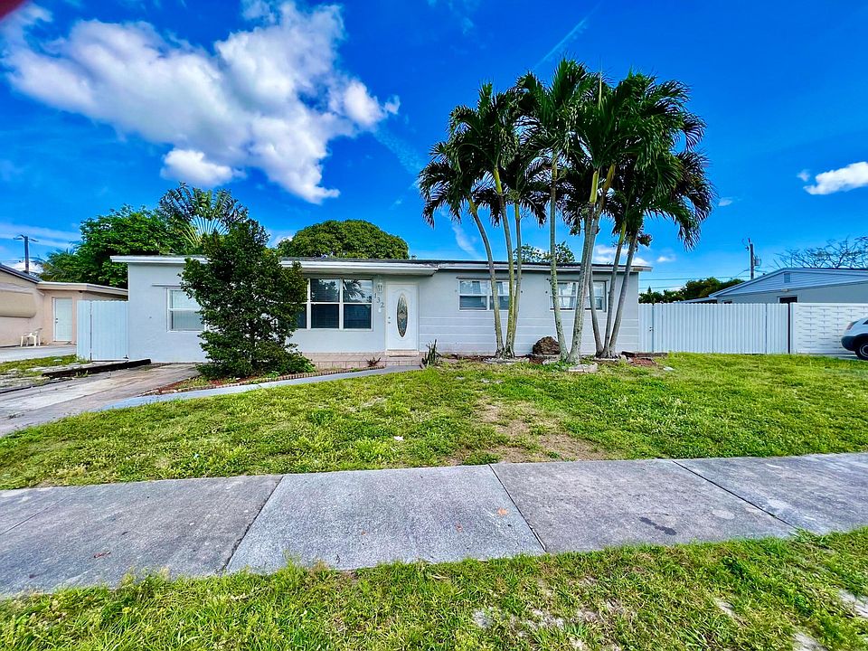 1st image of 132 Abaco Drive
