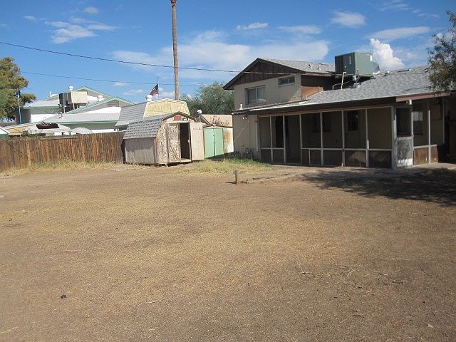 1st image of 3950 W Montebello Ave