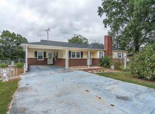 207 Wall Rd, Boiling Springs, SC 29316