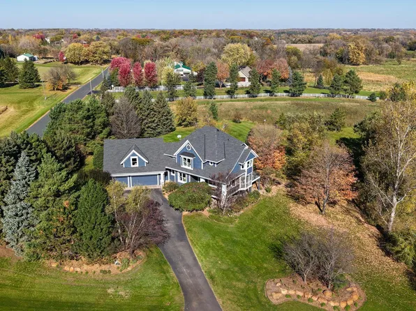 6000 Providence Curv, Maple Plain, MN 55359