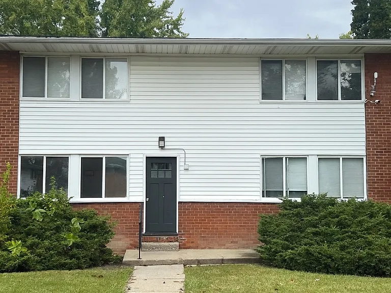 2813 Ronan St #3 — Photo 3