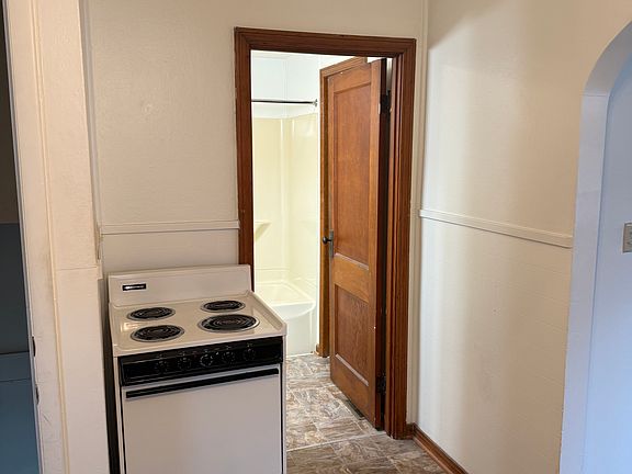 24" electric stove