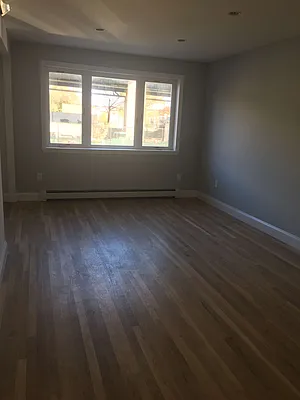 Rented by Metropolis International Realty Inc. | media 30