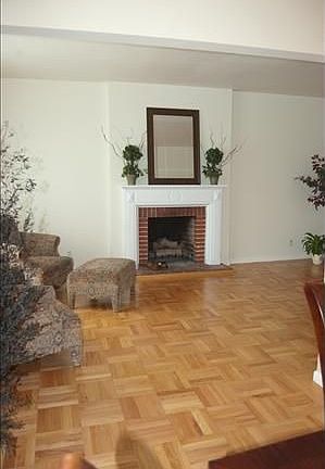 5th image of 271 Country Club Dr