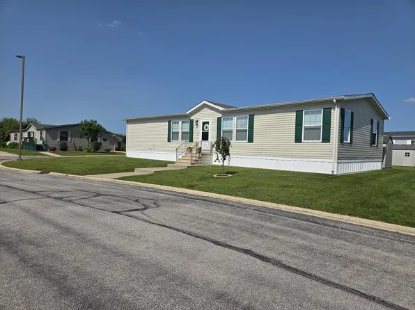 839 Long Oak Rd, Manteno, IL 60950