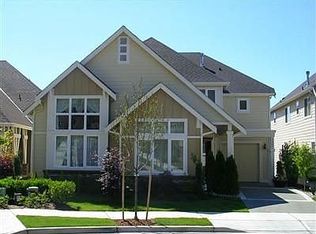 2403 34th Ave NE, Issaquah, WA 98029