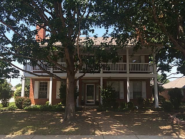 1st image of 702 Alendale Dr