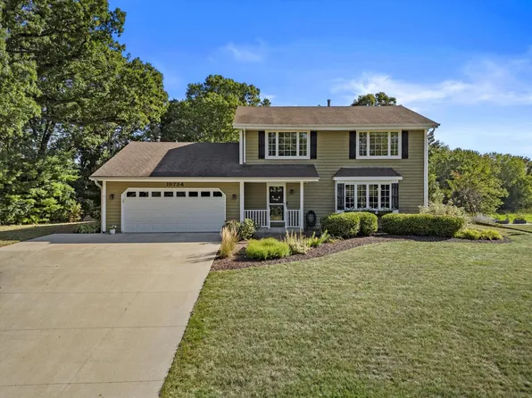 10734 84th PLACE, Pleasant Prairie, WI 53158