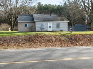 11190 Bellevue Rd, Battle Creek, MI 49014