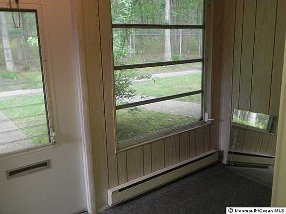 5th image of 223A Buckingham Ct