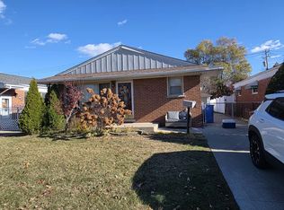 6452 N Vernon St, Dearborn Heights, MI 48127