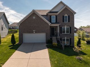 11916 Washington Green Rd, Louisville, KY 40229