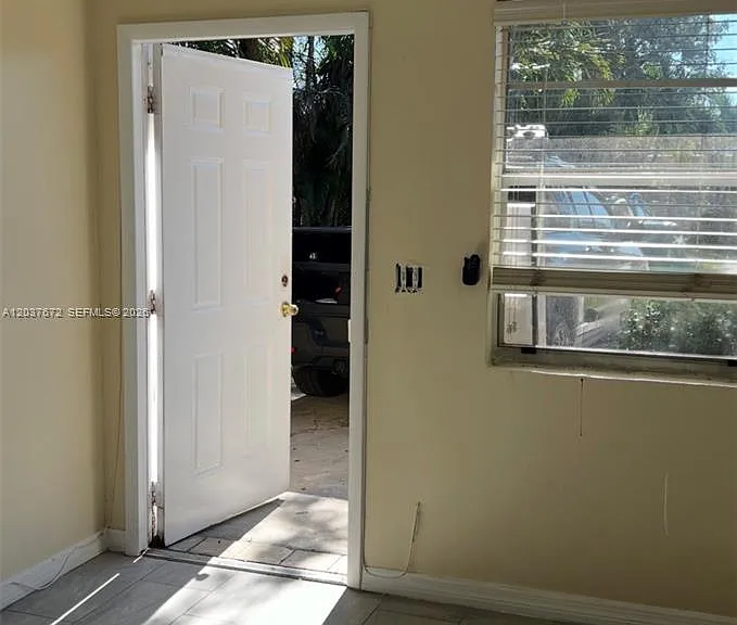 706 SW 4th Ter #4 — Photo 7