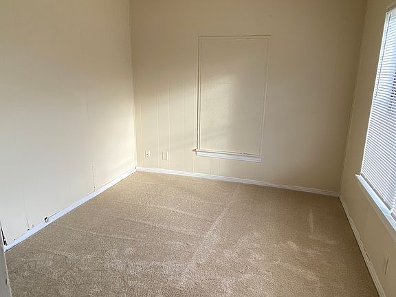 3rd image of 2709 Pearl Ave