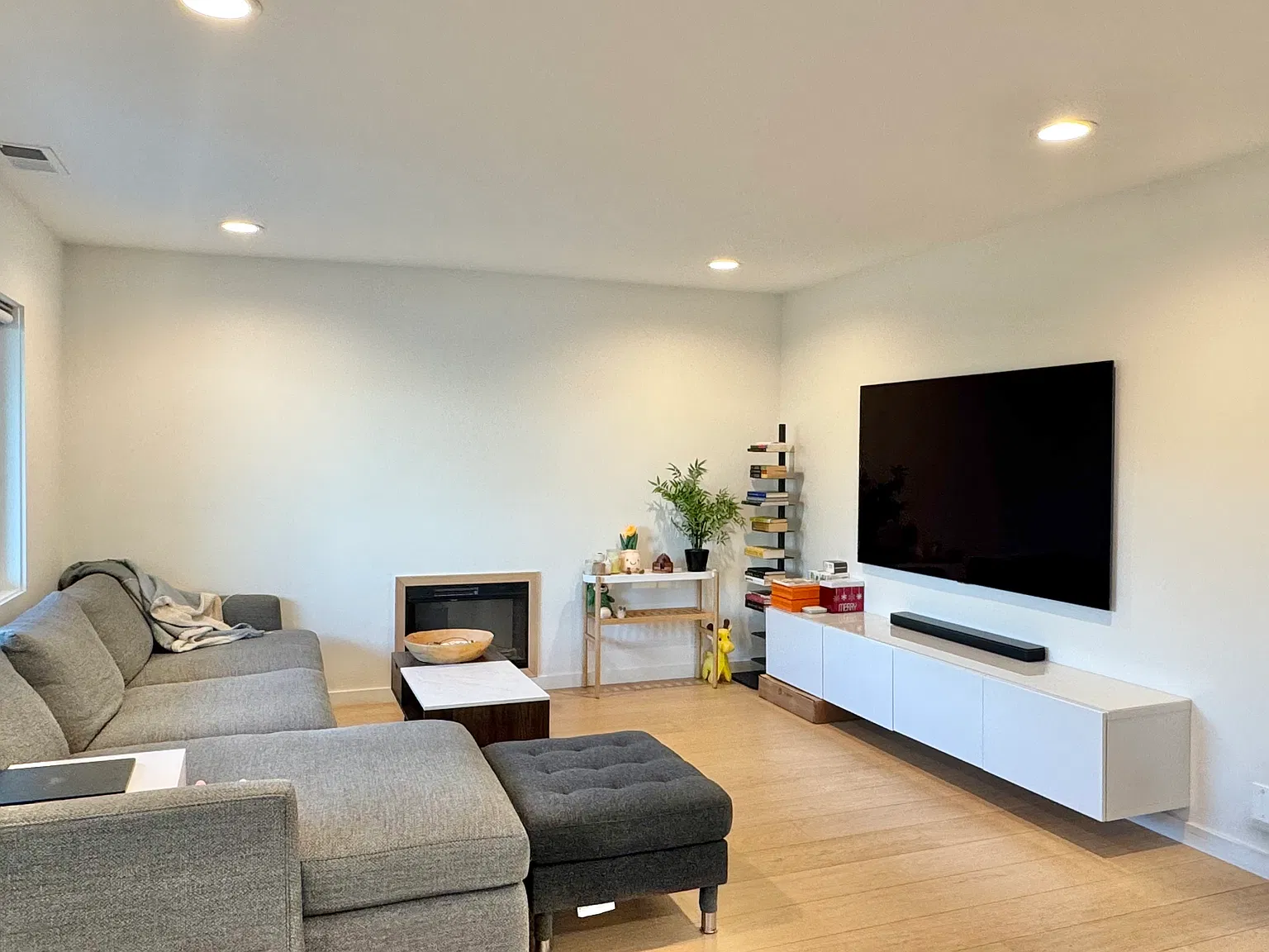 4 bed, 2.5 bath, 1410 sqft, $6,800 — Photo 3
