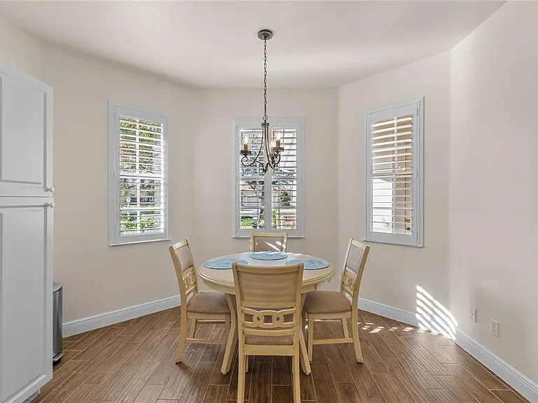 1937 Scarlett Ave — Photo 16