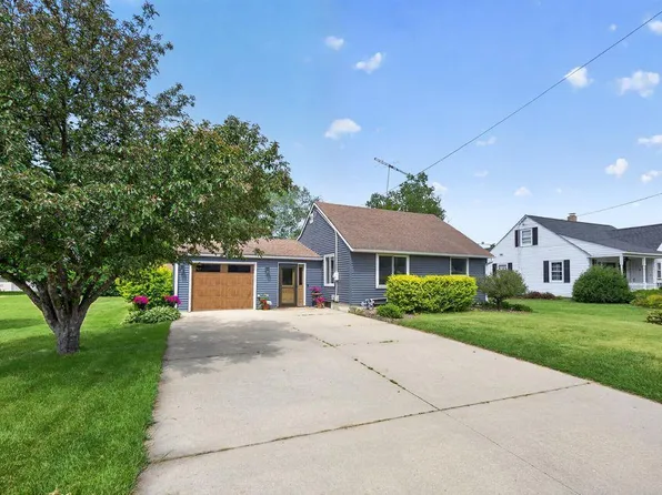 1290 West Ave, Zumbrota, MN 55992