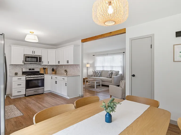 130 Geyser Rd — Photo 3