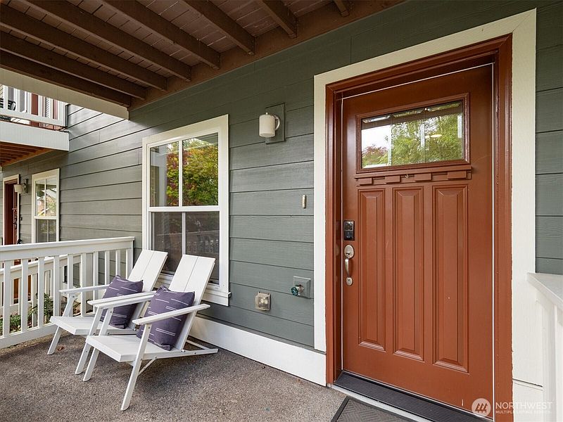 3rd image of 4347 Jill Place S