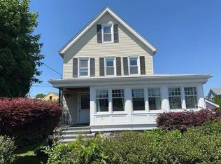 6 View St #B, Greenwich, CT 06830