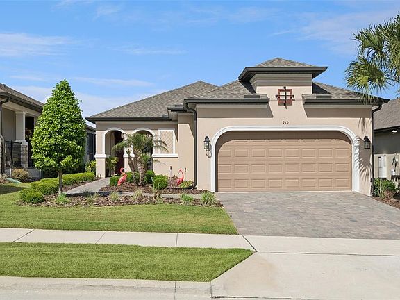 2nd image of 959 BRAEWOOD DRIVE