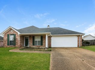 549 Oak Ridge Way, Pearl, MS 39208