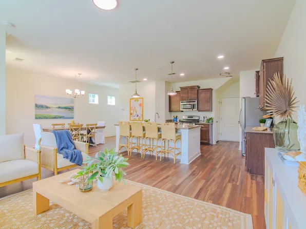 2152 Oyster Reef Ln, Mount Pleasant, SC 29466