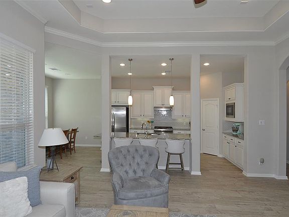 3rd image of 23907 Providence Glen Trl
