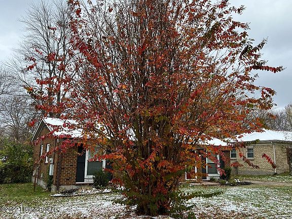 4th image of 6908 Stablelake Ct