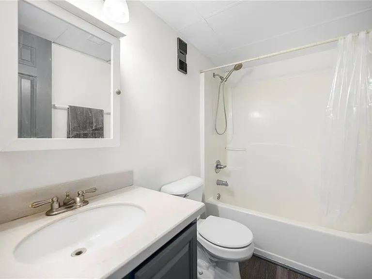 32 Peachtree St NW #508 — Photo 15