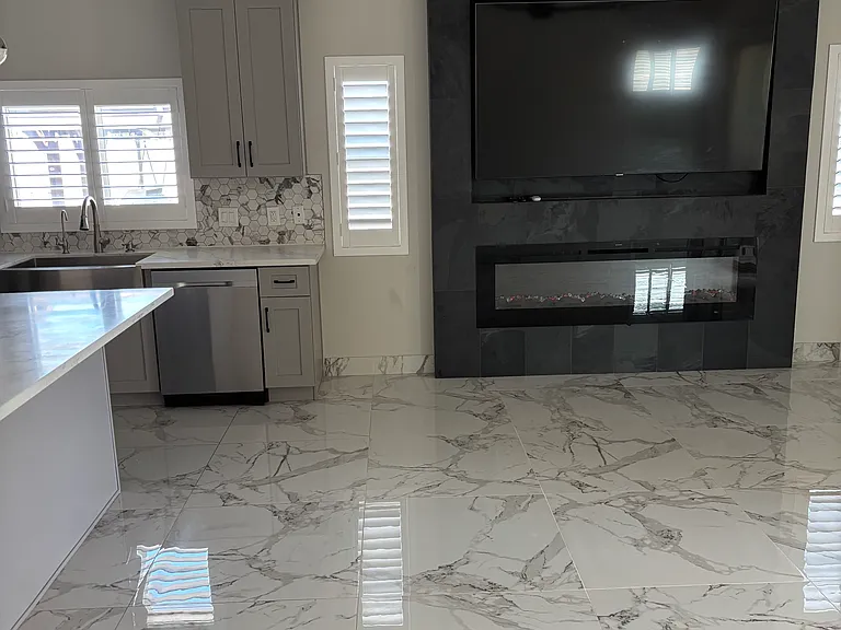 6327 E Dixileta Dr — Photo 3